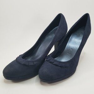 GUC Fioni Super Cute Blue Ruffle Heels 6.5